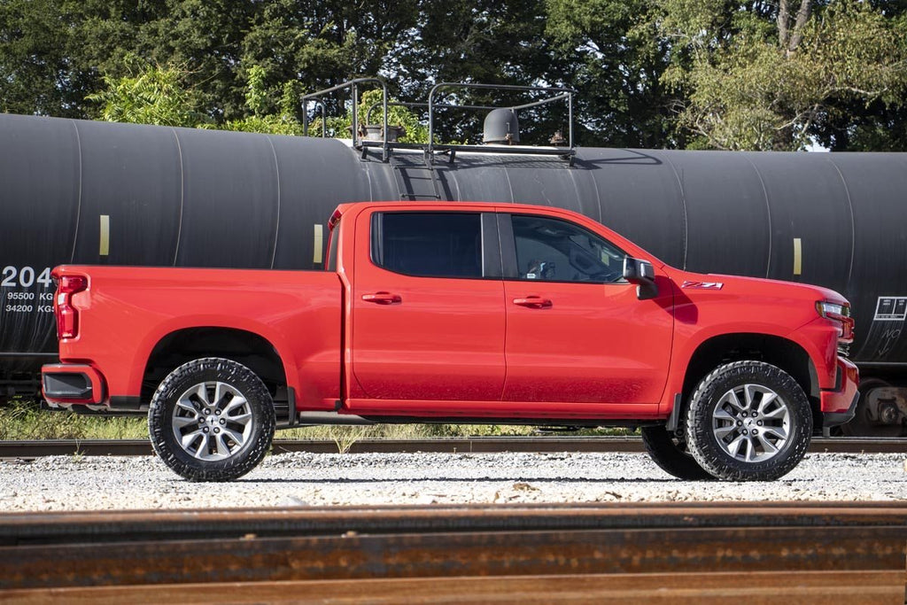 3.5 Inch Suspension Lift Kit w/Forged Upper Control Arms & V2 Shocks 19-20 GMC Silverado/Sierra 1500 4WD/2WD Rough Country