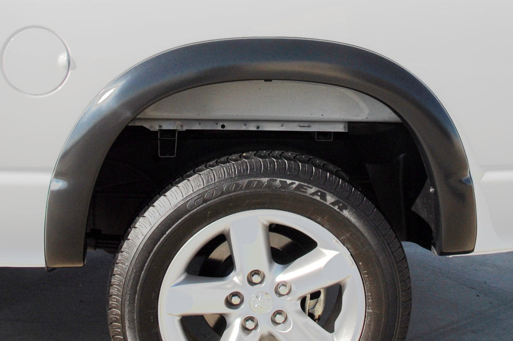 Sport Style Fender Flare Set Rear, Smooth, 2-Piece Set 2015-2019 Silverado/Sierra 2500 HD/3500 HD Fleetside 78.8 Bed Lund